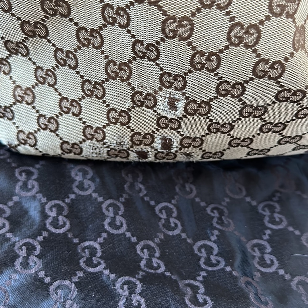 AUTHENTIC GUCCI BAG - Picture 5 of 11